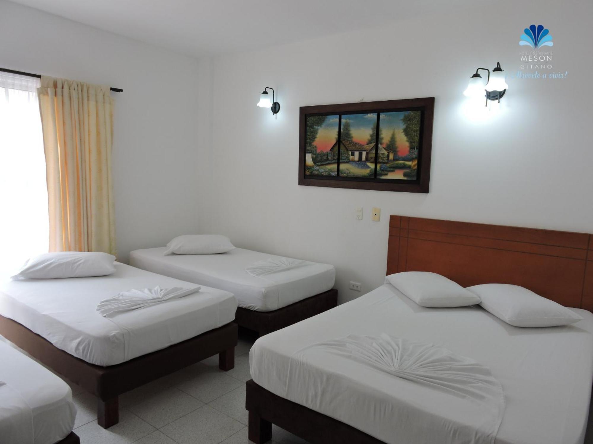 Hotel Y Restaurante Meson Del Gitano Caucasia Phòng bức ảnh